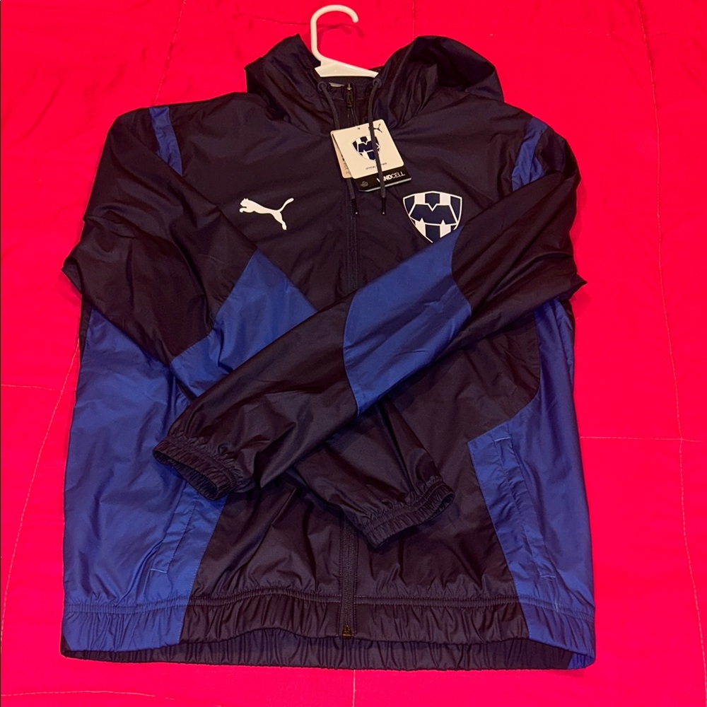 Monterrey puma windbreaker